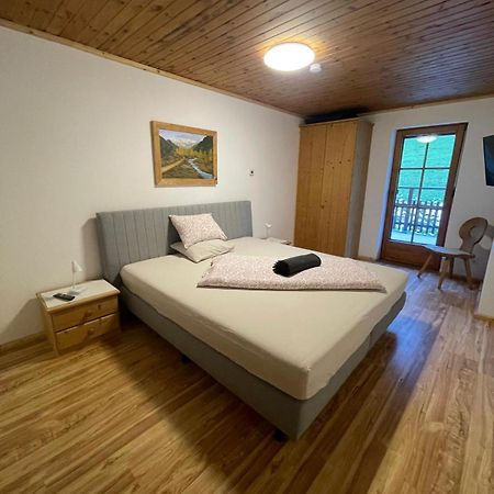 Upcycling Appartement Fischl - Nachhaltig Und Kreativ Wohnen Fuer Gross Und Klein Jenbach Extérieur photo